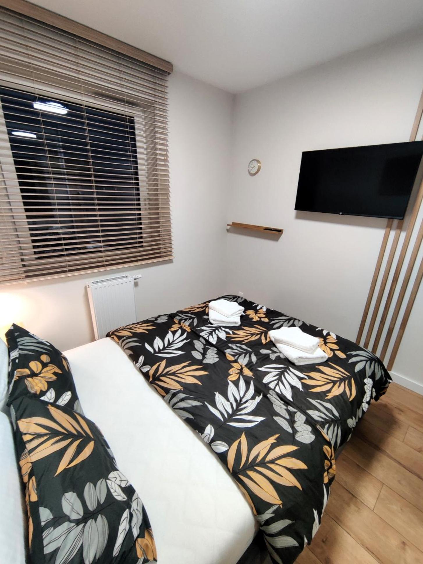 Top Apartment B51A Torun Bagian luar foto